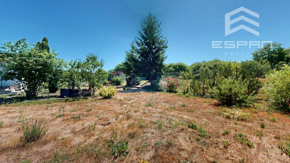 NA PREDAJ: Murovaná záhradá chatka v záhradkarskej oblasti Nad Výhonom/Malacky