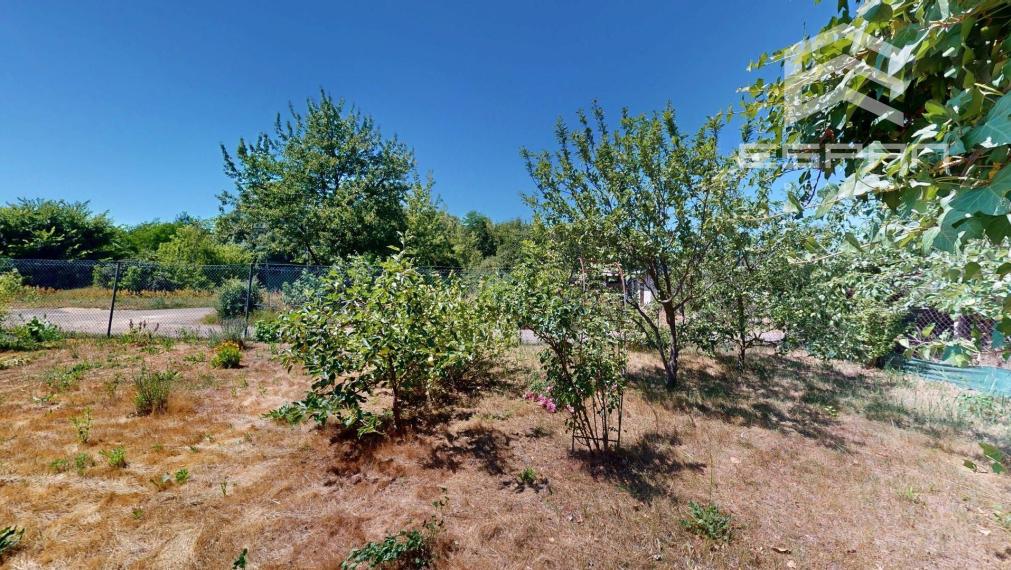 NA PREDAJ: Murovaná záhradá chatka v záhradkarskej oblasti Nad Výhonom/Malacky