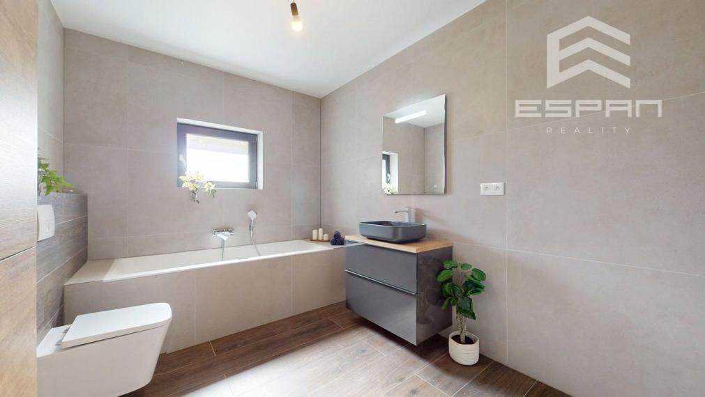 !!REZEROVANÉ!!: Rodinný dom v obci Jakubov