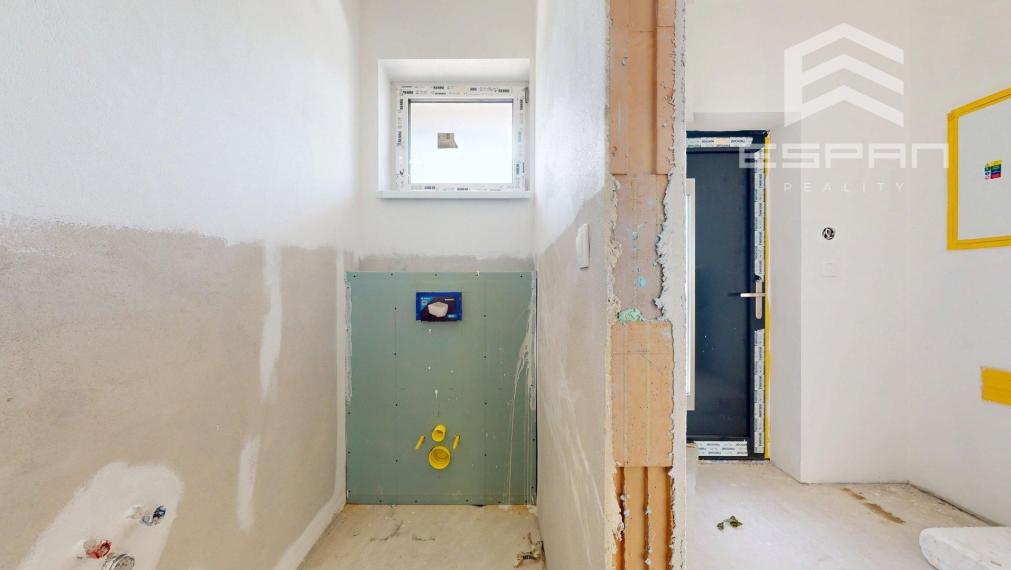 Skolaudovaný 4 izb. rodinný dom v dvojdome so záhradkou/Plavecký Mikuláš!!