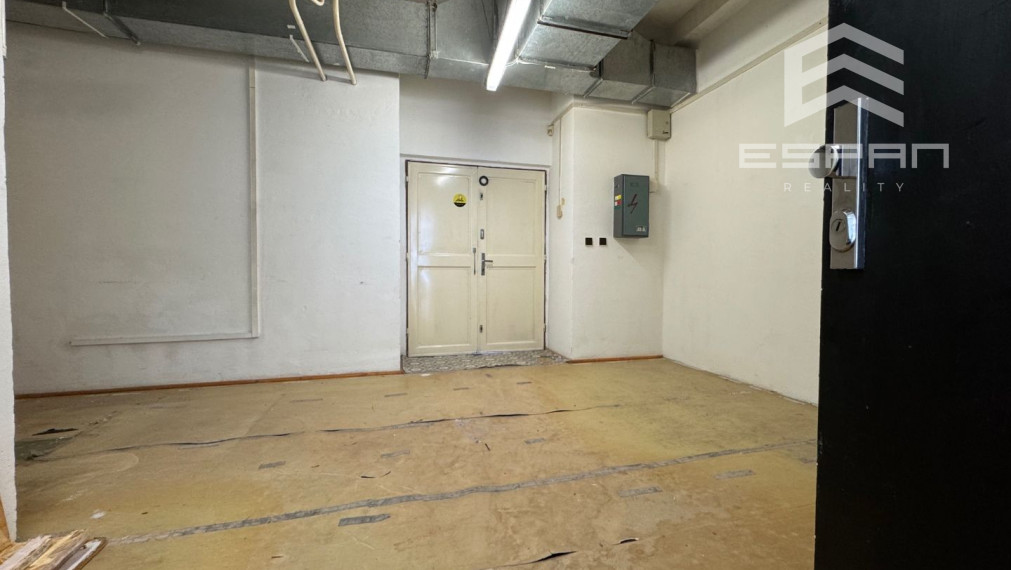 NA PRENÁJOM: Obchodný/kancelársky priestor o výmere 75 m2 na ul. Záhorácka v Malackách