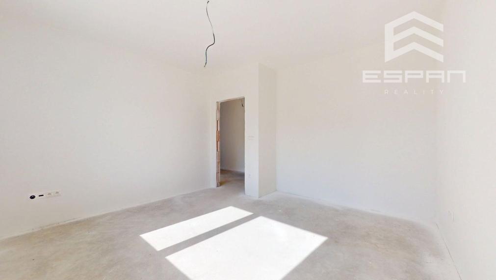 NOVINKA: Moderná novostavba 4 izb. bungalovu v krásnej lokalite "Pod lesom"