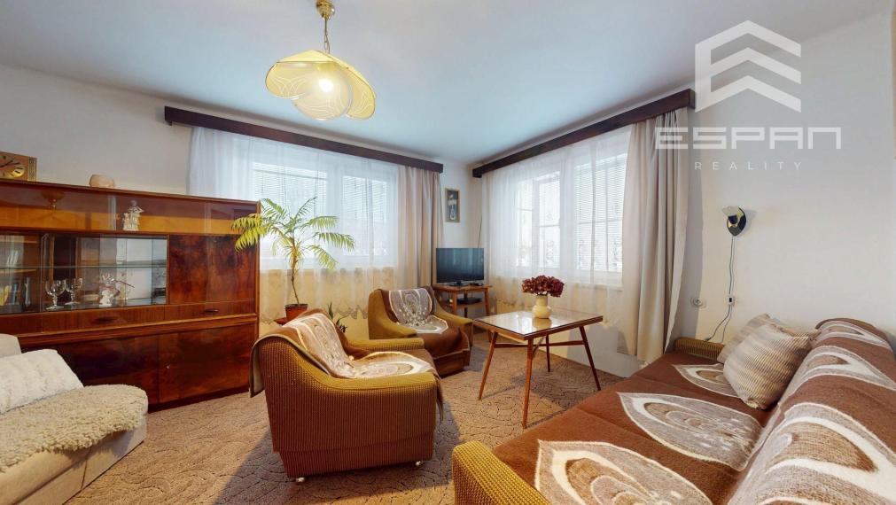 Rodinný dom  v pôvodnom stave v obci Veľké Leváre