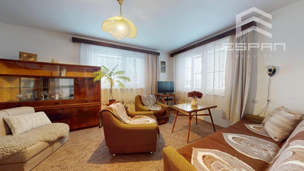 Rodinný dom  v pôvodnom stave v obci Veľké Leváre