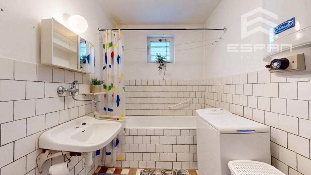 Rodinný dom  v pôvodnom stave v obci Veľké Leváre