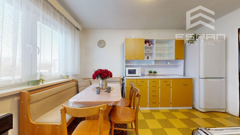 Rodinný dom  v pôvodnom stave v obci Veľké Leváre