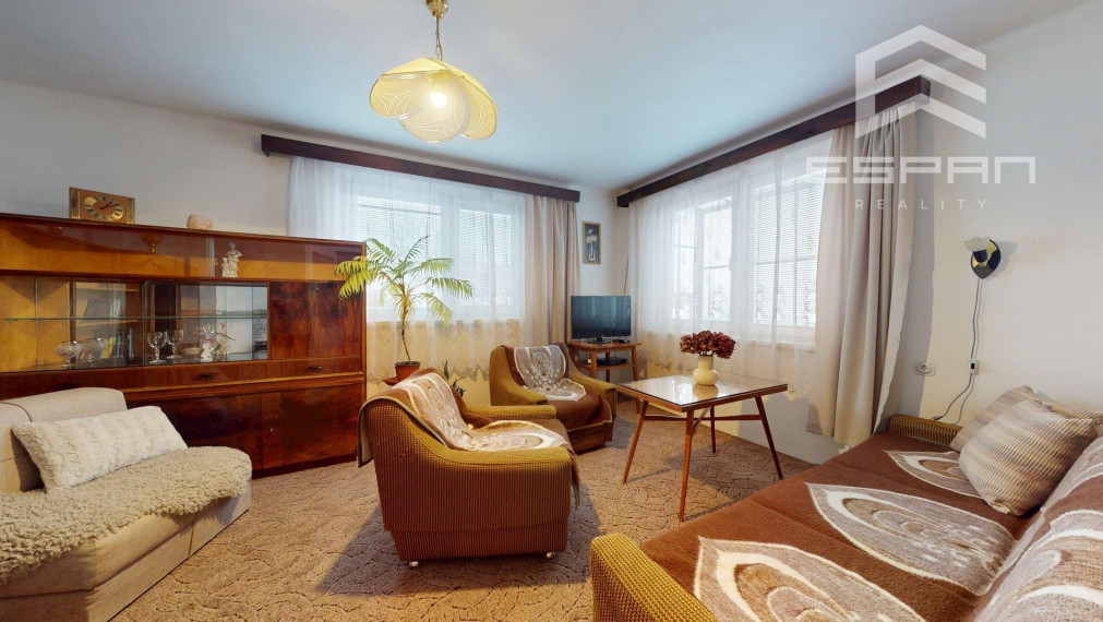 Rodinný dom  v pôvodnom stave v obci Veľké Leváre