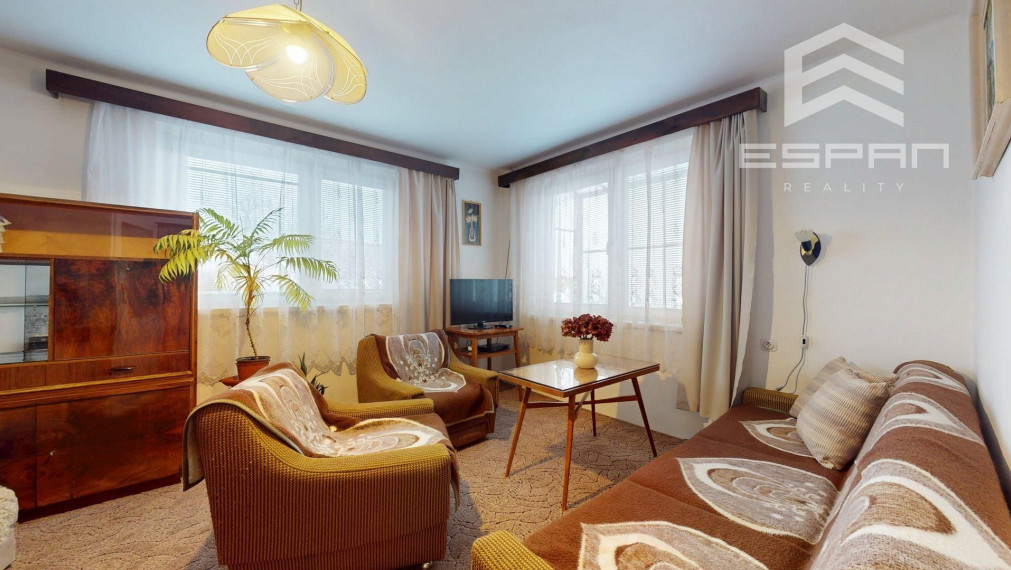 Rodinný dom  v pôvodnom stave v obci Veľké Leváre