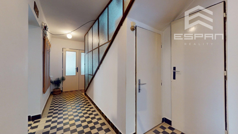 Rodinný dom  v pôvodnom stave v obci Veľké Leváre