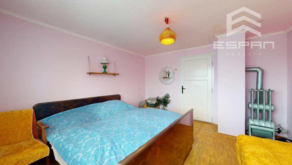 Rodinný dom  v pôvodnom stave v obci Veľké Leváre