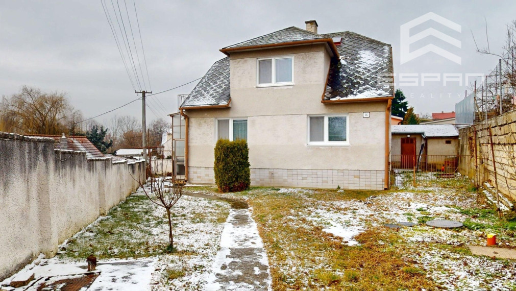 Rodinný dom  v pôvodnom stave v obci Veľké Leváre