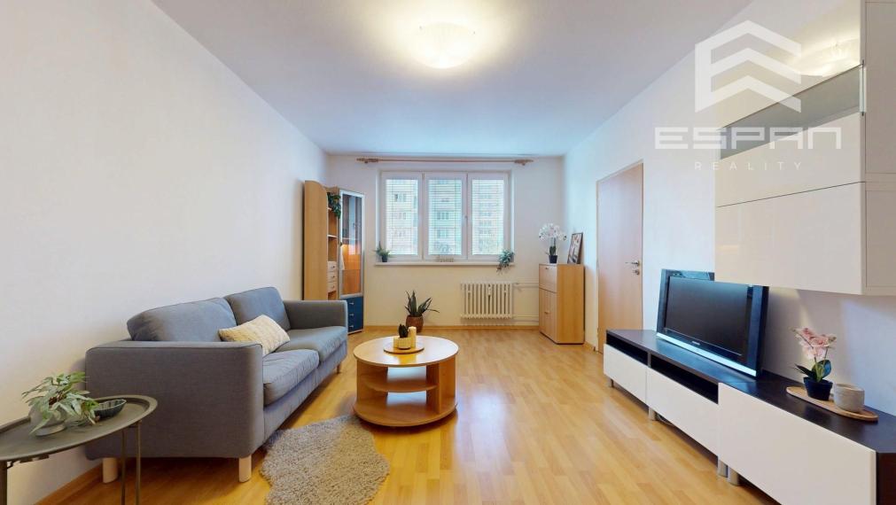 Na prenájom zariadený 2 izbový byt v príjemnej časti Ružinova, Exnárova