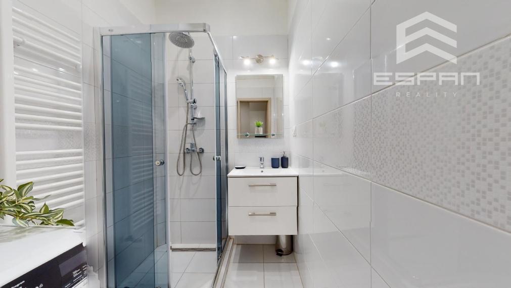 2 izbový byt po kompletnej modernej rekonštrukcii v tesnej blízkosti Trnavského mýta