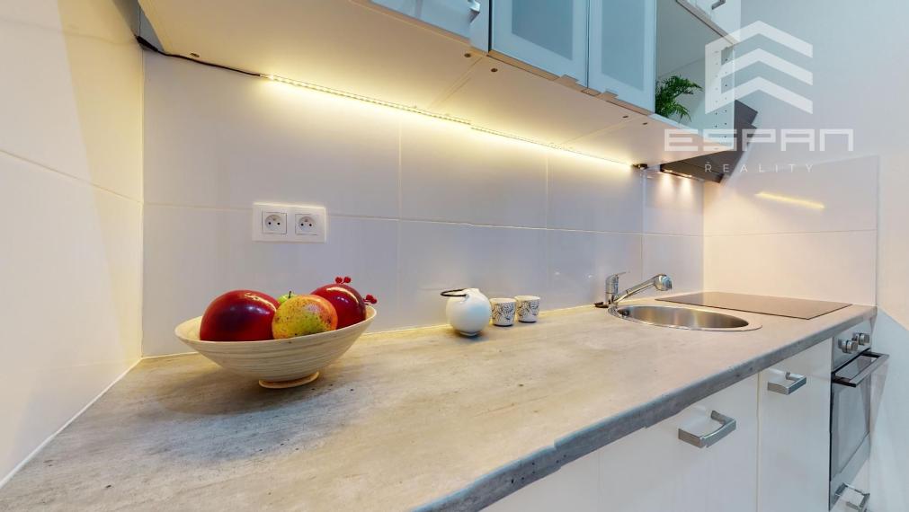 2 izbový byt po kompletnej modernej rekonštrukcii v tesnej blízkosti Trnavského mýta