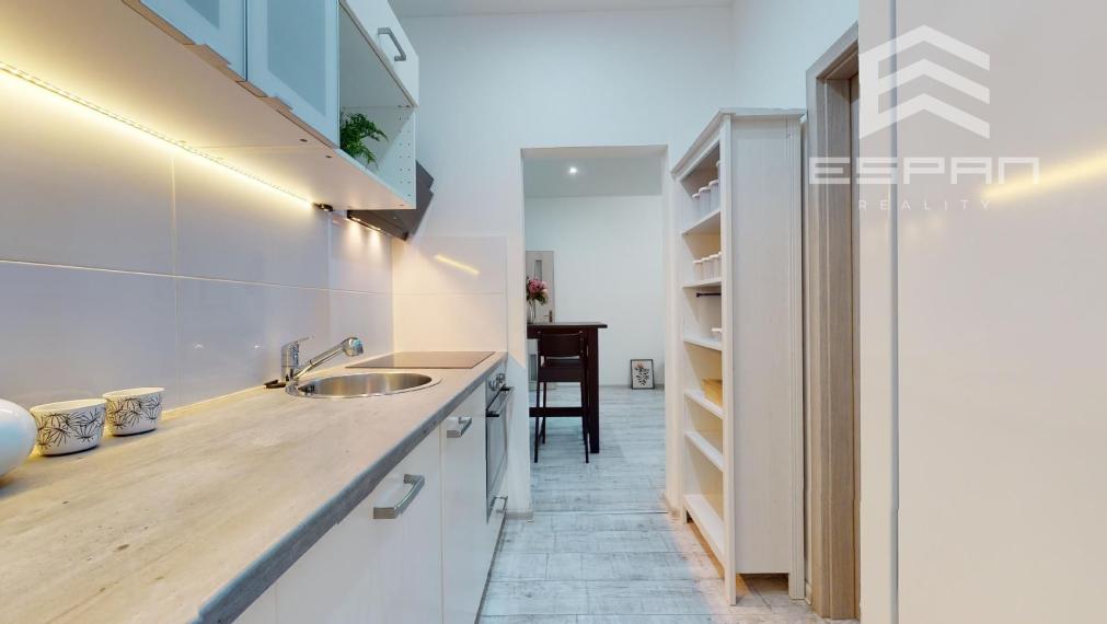 2 izbový byt po kompletnej modernej rekonštrukcii v tesnej blízkosti Trnavského mýta