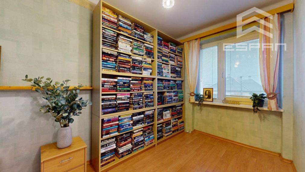 3 izbový byt s vlastným vykurovaním v pokojnej časti mesta Malacky 