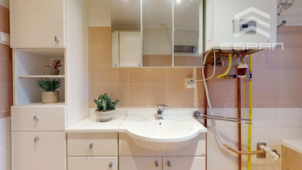 3 izbový byt s vlastným vykurovaním v pokojnej časti mesta Malacky 