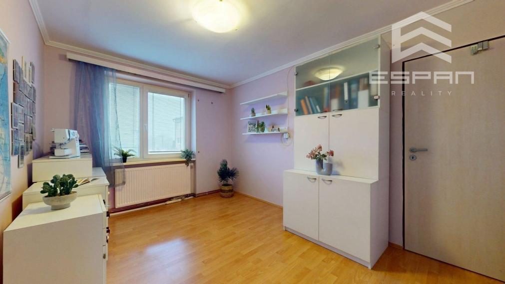 3 izbový byt s vlastným vykurovaním v pokojnej časti mesta Malacky 