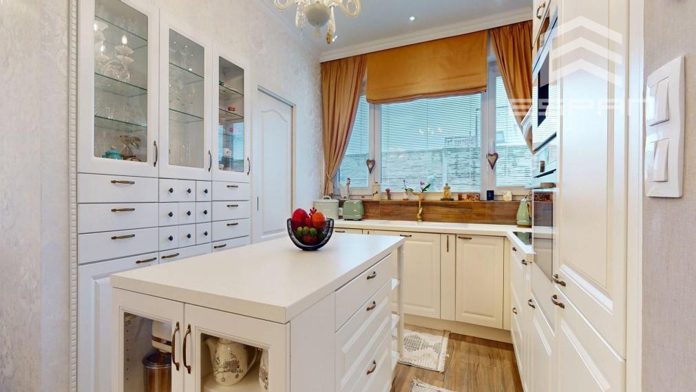 Nadštandardne vybavaný rodinný dom s bazénom v obci Kostolište