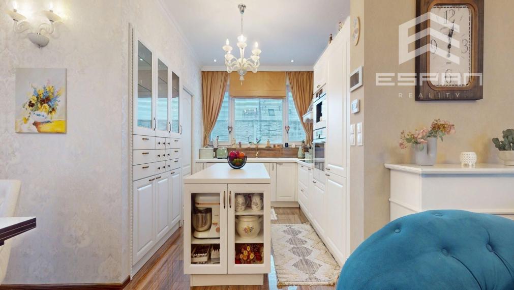 Nadštandardne vybavaný rodinný dom s bazénom v obci Kostolište