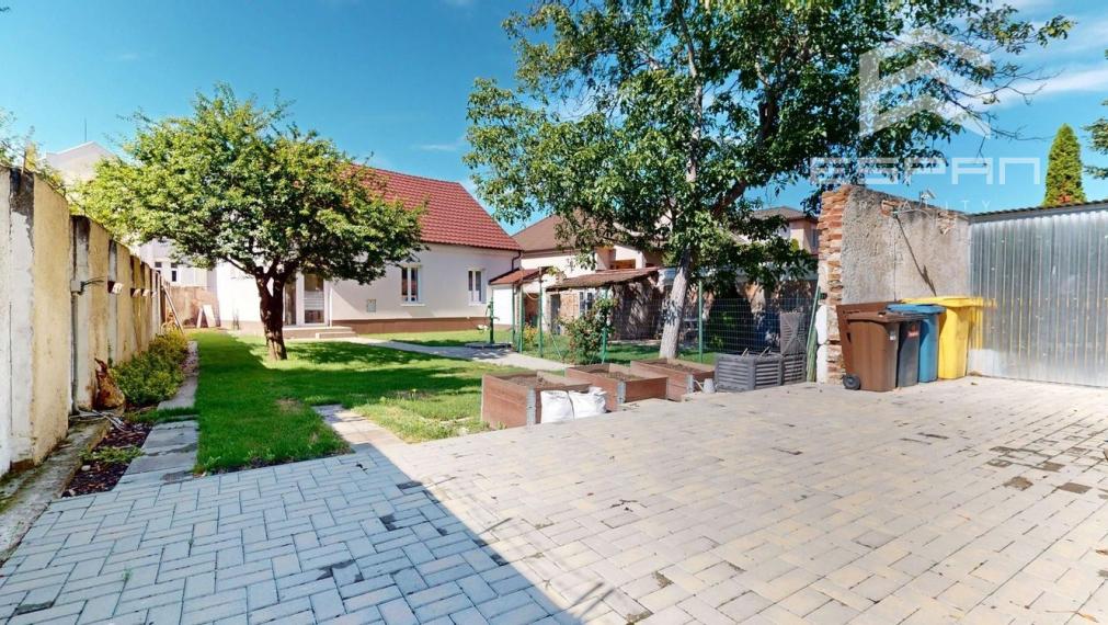 !!NOVÁ CENA!! Rodinný dom po kompletnej rekonštrukcii v centre mesta Malacky