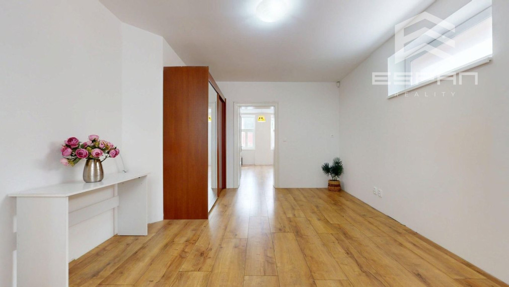 !!NOVÁ CENA!! Rodinný dom po kompletnej rekonštrukcii v centre mesta Malacky