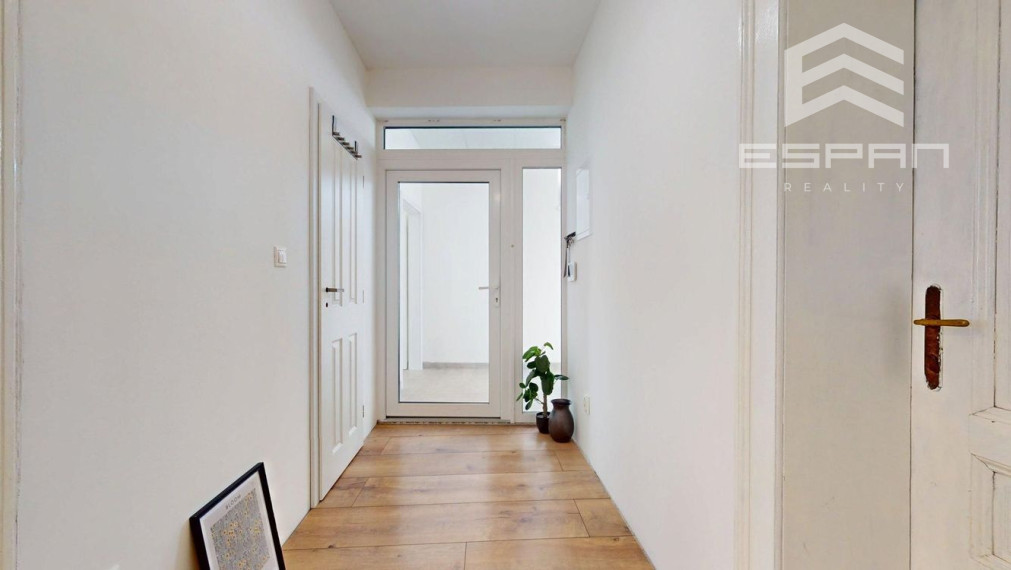 !!NOVÁ CENA!! Rodinný dom po kompletnej rekonštrukcii v centre mesta Malacky