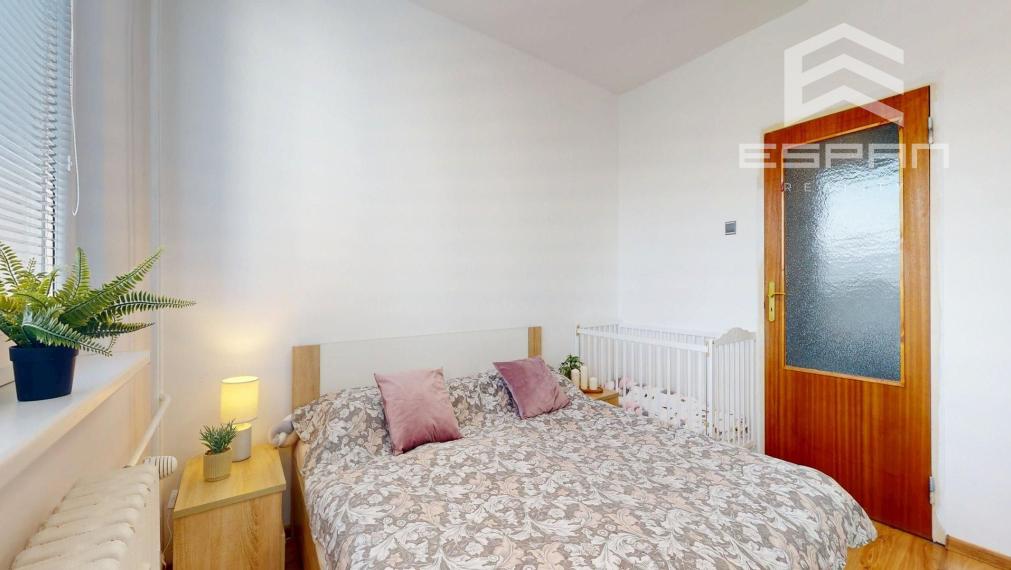 2 izbový byt v Dúbravke - Gallayova ul. 