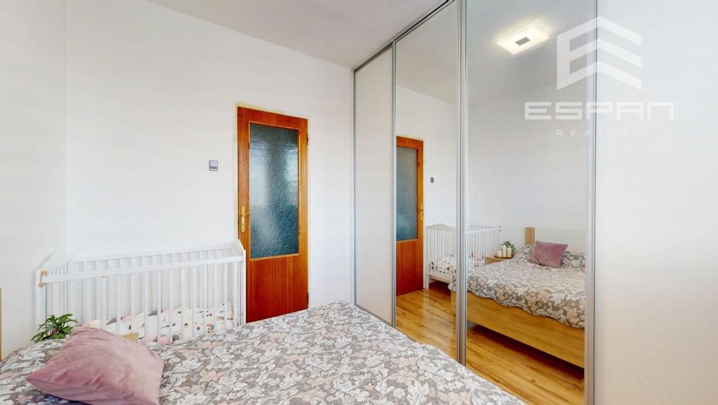 2 izbový byt v Dúbravke - Gallayova ul. 