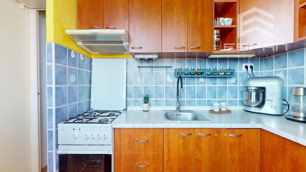 2 izbový byt v Dúbravke - Gallayova ul. 