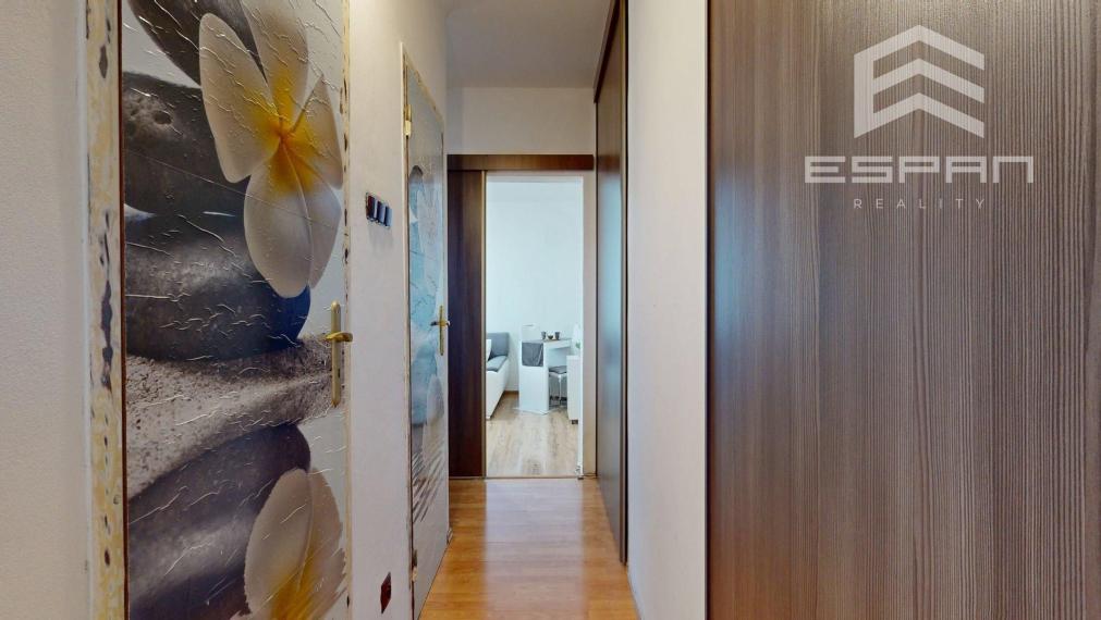 2 izbový byt v Dúbravke - Gallayova ul. 