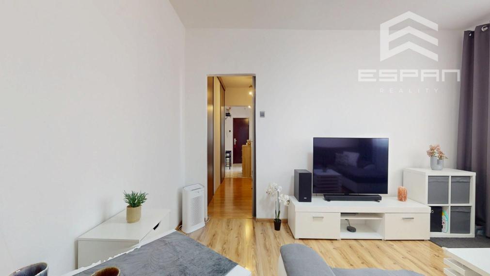 2 izbový byt v Dúbravke - Gallayova ul. 