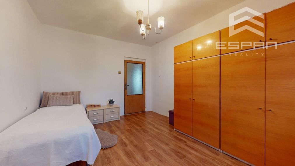 Prenájom 2i bytu v rodinnom dome, Kostolište