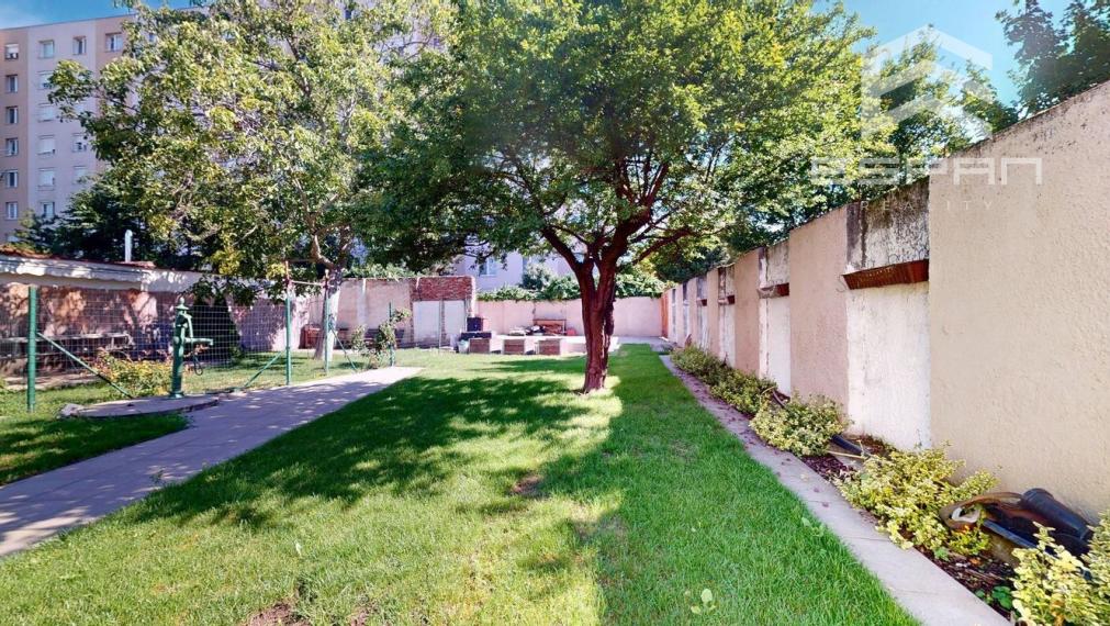 !!NOVÁ CENA!! Rodinný dom po kompletnej rekonštrukcii v centre mesta Malacky