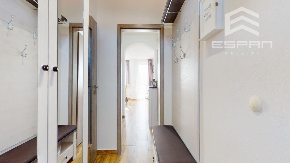 Novostavba rodinného domu s nerušeným výhľadom na ul. Lesná v Stupave