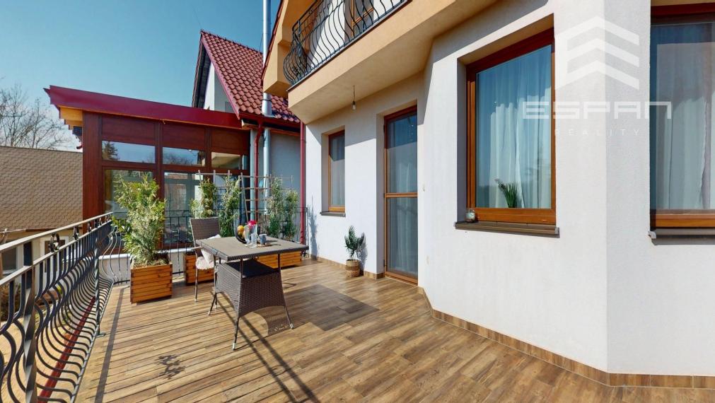 Novostavba rodinného domu s nerušeným výhľadom na ul. Lesná v Stupave