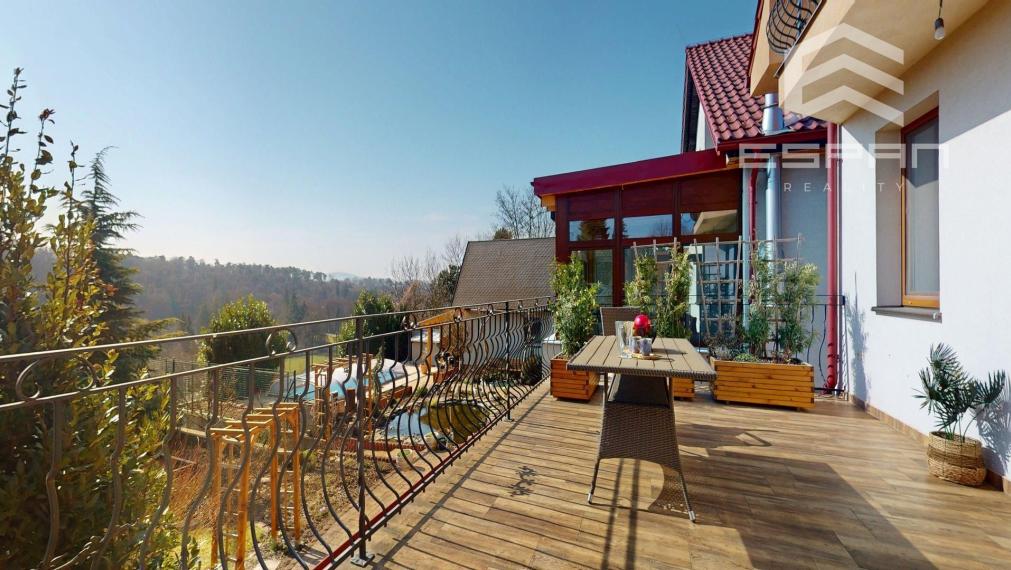 Novostavba rodinného domu s nerušeným výhľadom na ul. Lesná v Stupave