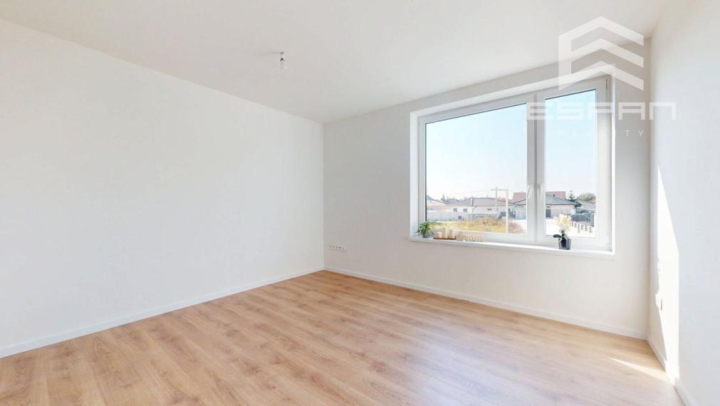 Skolaudovaný 4 izb. rodinný dom  s murovanou garážou a tepelným čerpadlom!!