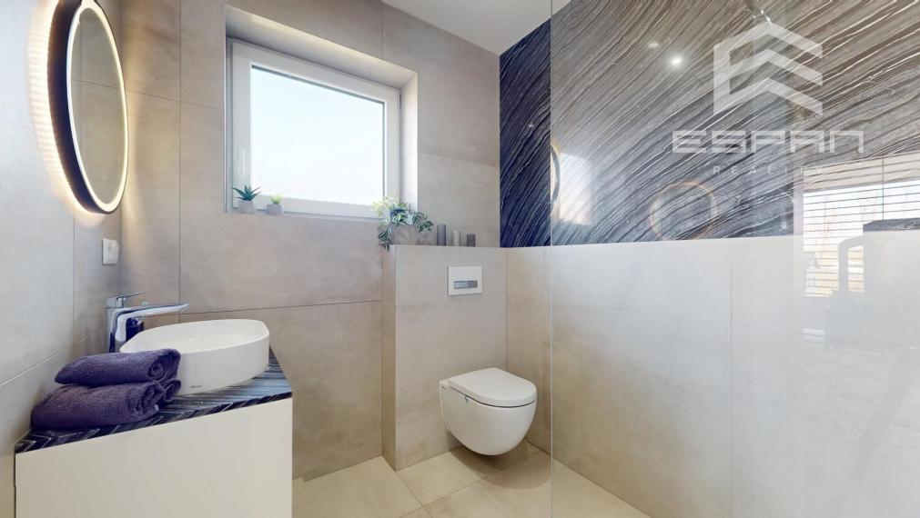 Kompletne zariadený rodinný bungalov s premyslenou dispozíciuou, dvojgarážou v obci Kostolište