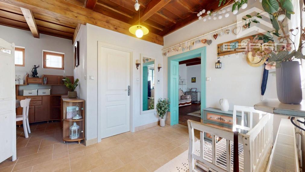 Rodinný dom z roku 1904 v zachovanom vidieckom štýle 