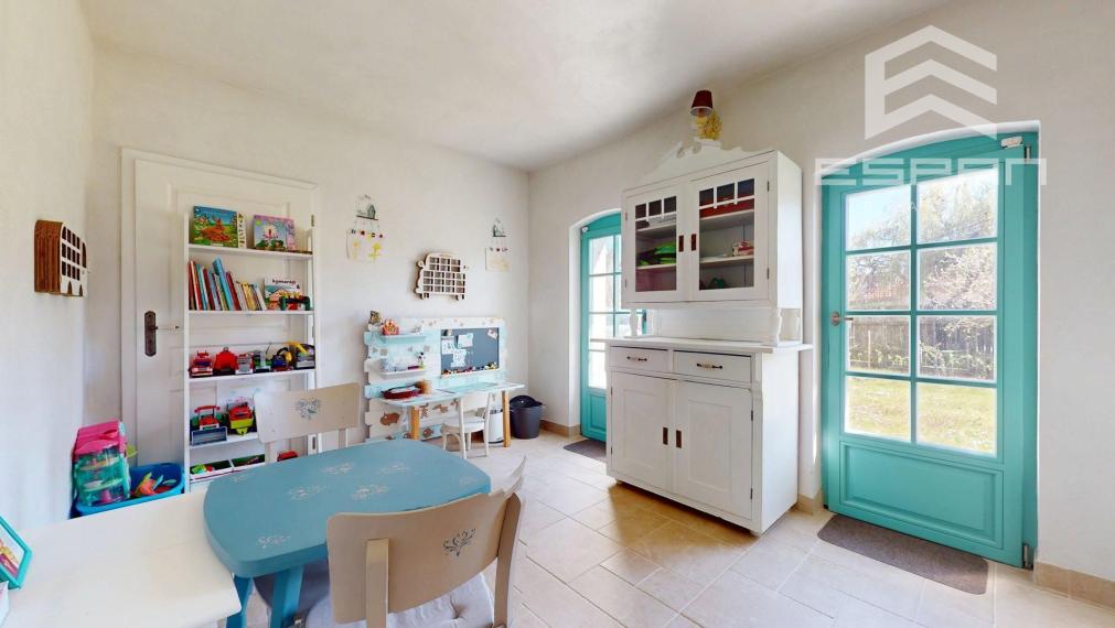 Rodinný dom z roku 1904 v zachovanom vidieckom štýle 