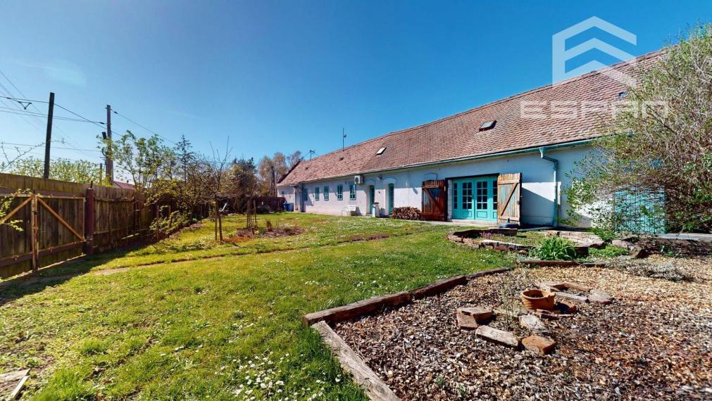 Rodinný dom z roku 1904 v zachovanom vidieckom štýle 