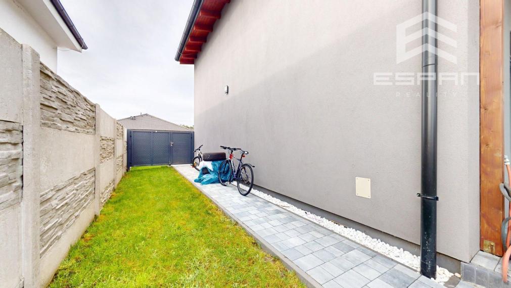 Zariadená novostavba 4 izb. rodinného dvojdomu na ul. Agátová v Kostolišti