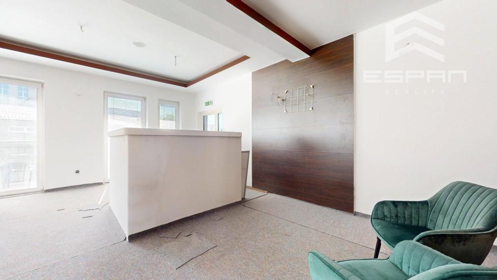 Kancelársky/obchodný priestor na prenájom v centre mesta Malacky