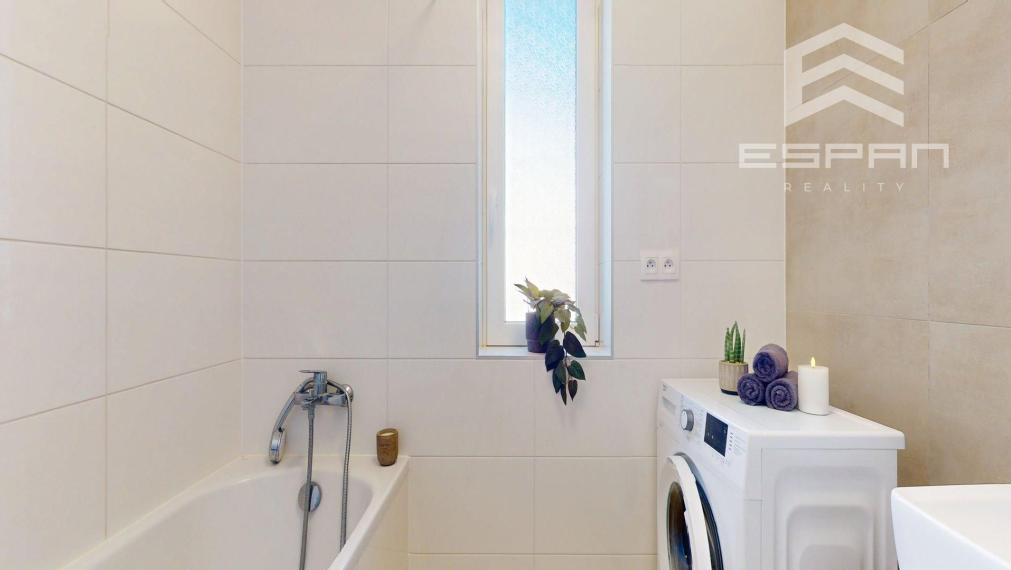 2 izbový byt s balkónom a parkovacím státím v cene