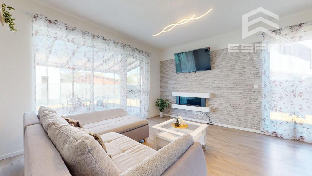 Moderný 3 izbový byt so záhradkou a parkovaním pre 2 autá, Kostolište