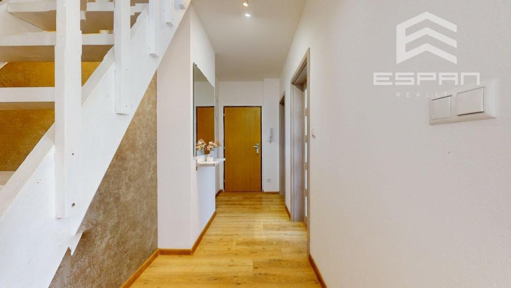 Moderný mezonetový 2 izbový byt s využitím podkrovia ako 3 izby