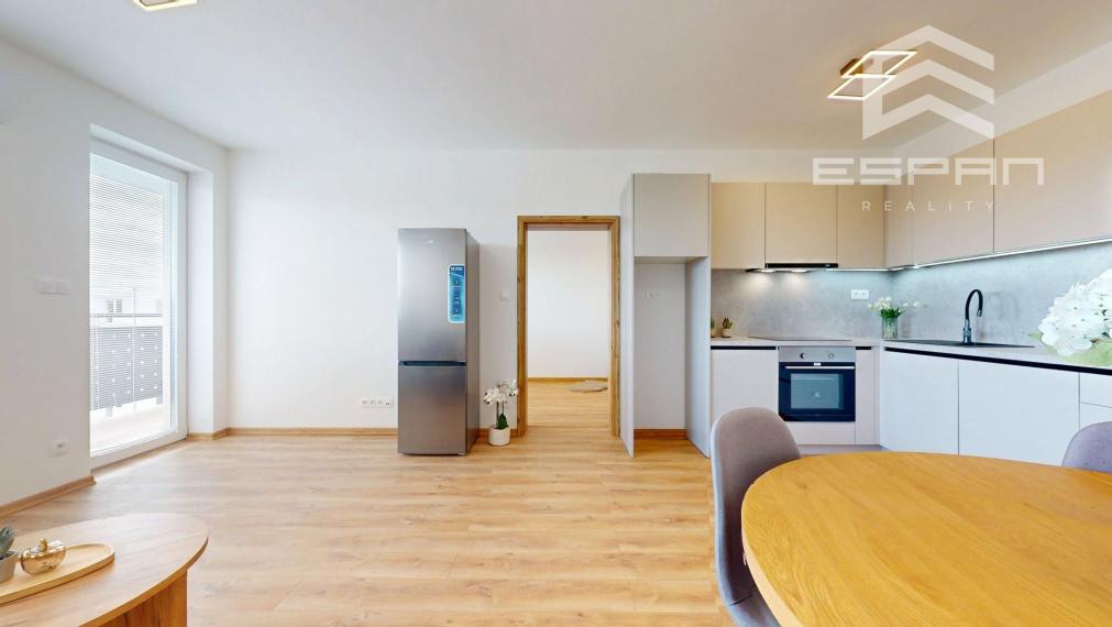 Moderne zariadený 2 izbový byt s parkovaním aj pivnicou v novostavbe