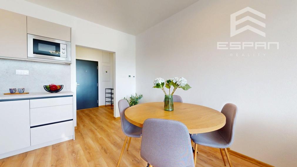 Moderne zariadený 2 izbový byt s parkovaním aj pivnicou v novostavbe