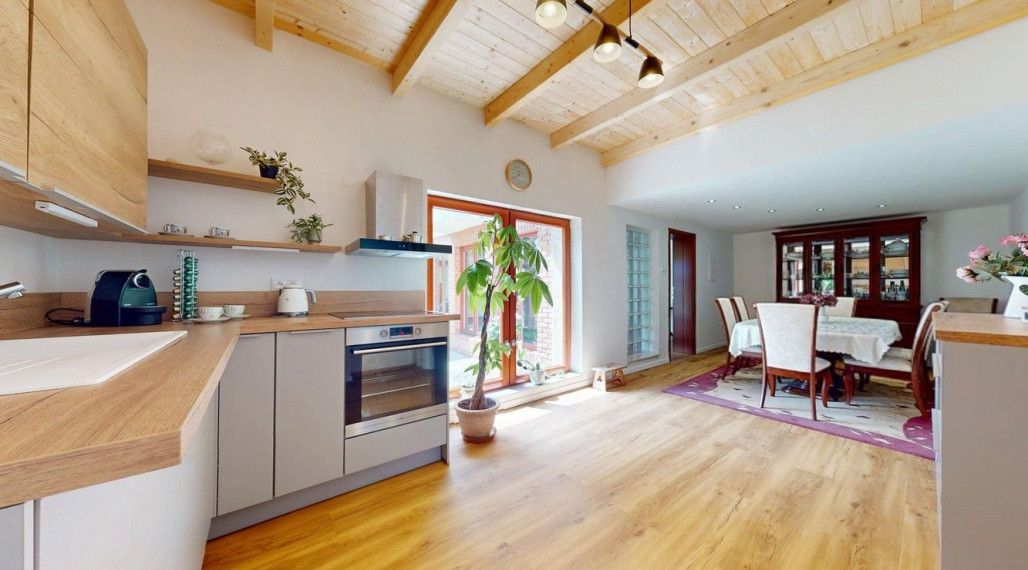 Rodinný dom s charizmou a úžasnou záhradou, vhodný aj pre viacgeneračné bývanie